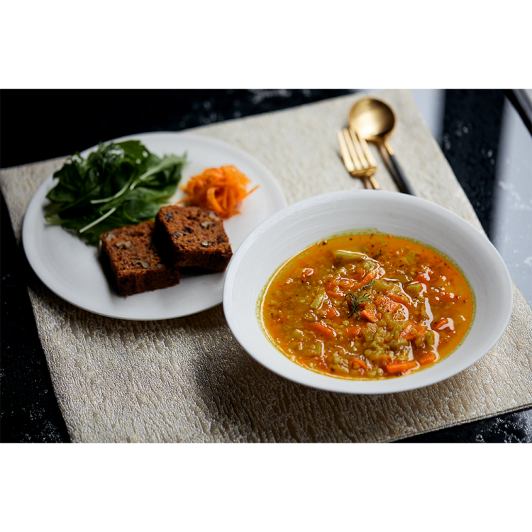 HOSOO LOUNGEでuka アーユルヴェーダスープがセットになったコラボメニューが期間限定で登場画像